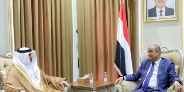 رئيس الوزراء يبحث مع  السفير الاماراتي  مجالات التعاون المشترك