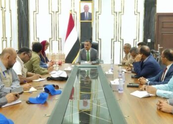 السلطة المحلية بحضرموت تناقش آفاق التعاون مع السفارة الهولندية