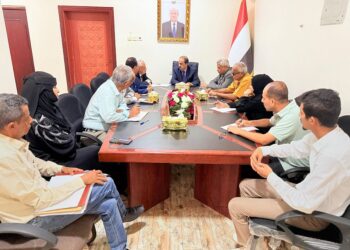 الإرياني يجتمع بفريق التصنيف السياحي لفنادق عدن ضمن خطة ال 100 يوم