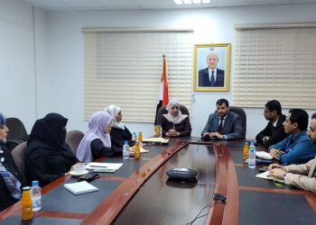 اجتماع   يناقش آلية تصنيف المنشآت الصناعية والتجارية المتوسطة والصغيرة والأصغر