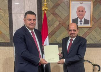 نشاط مكثف لوزير الخارجية  بلقاءات مع السفيره الفرنسيه ومسئول الشركات ببرنامج الاغذيه