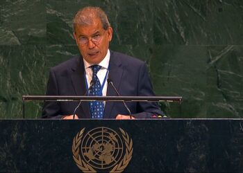 اليمن يحذر من إطالة الحوثيين  للصراع والزج بالبلاد بالصراعات الإقليمية المدمرة