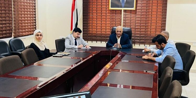 الشرجبي يبحث مع السفيرة الفرنسية تعزيز التعاون في المجال البيئي