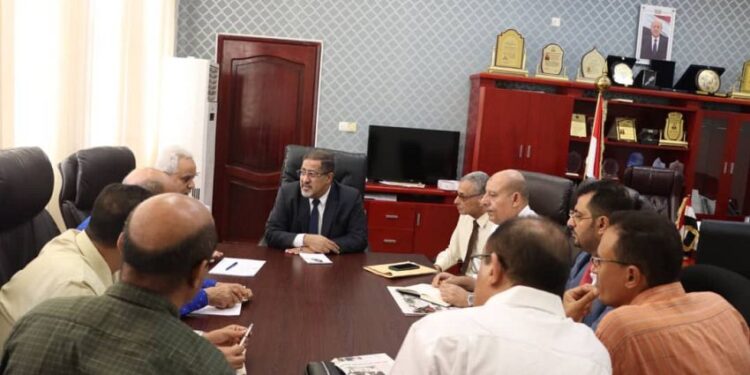 وزير العدل يترأس اجتماعاً لمراجعة التشريعات القضائية وتحديثها