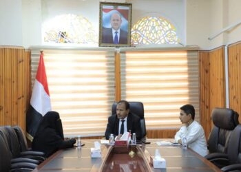 وكيل حضرموت يطلع على مشروع “بداية” لإعادة إدماج السجينات وأسرهن