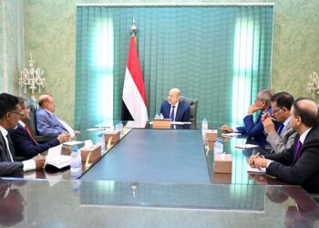 العليمي : الاستجابة المسؤولة لاحتياجات المواطنين ابرز تحديات المرحله