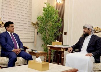 المحرمي يطلع على خطط وزارة النفط وتطوير أنظمة توزيع المشتقات النفطية