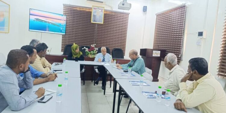 المساحة الجيولوجية تبحث مع (الفاو)  تعزيز القدرات البشرية في مشاريع المناخ والمياه