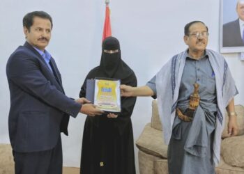 محلية مأرب تكرّم الأولى في  الثانوية العامة على مستوى المحافظة