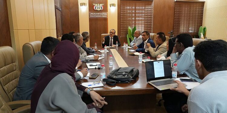 اجتماع يناقش مصفوفة الاحتياجات الصحية وأولويات الدعم