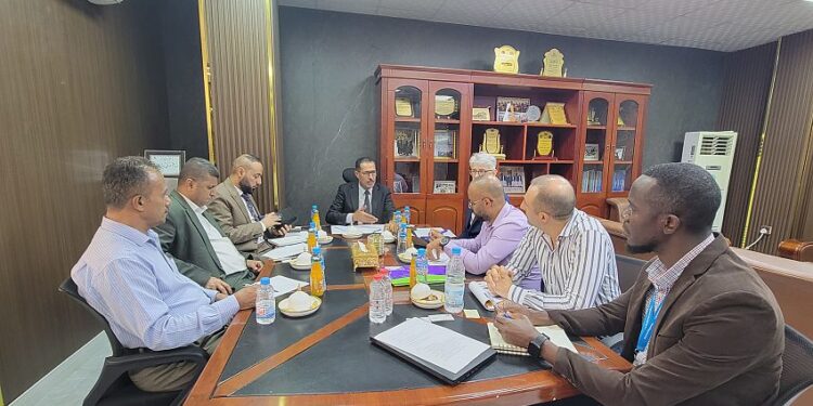 مناقشة تداعيات تراجع التمويلات الدولية وأثرها على المساعدات الإغاثية والإنسانية