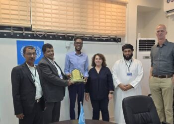 وفد المهرة  يبحث مع  مسؤولي البرنامج الإنمائي في عدن  آثار إعصار تيج