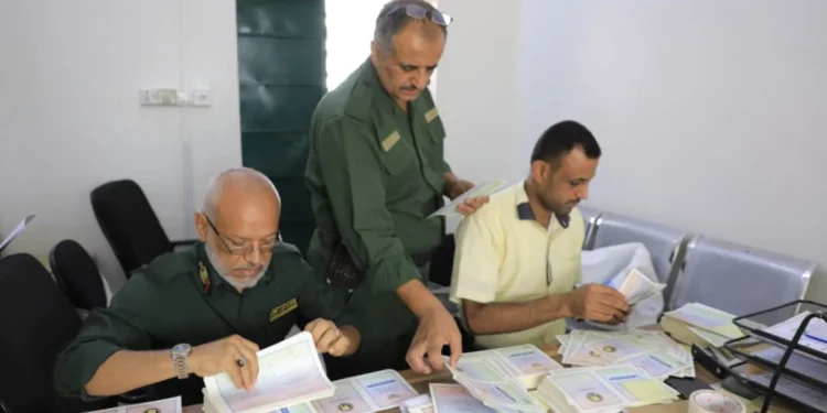 اتخاذ الإجراءات القانونية ضد أوراق ثبوتية دخلت المحافظات المحررة بطرق غير قانونية