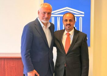 الارياني لنائب مدير اليونسكو:يجب تصعيد قضية اختطاف الحوثي لموظفيها