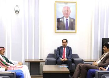 وزير الشباب يناقش  إعادة تأهيل ملعب 22 مايو بعدن