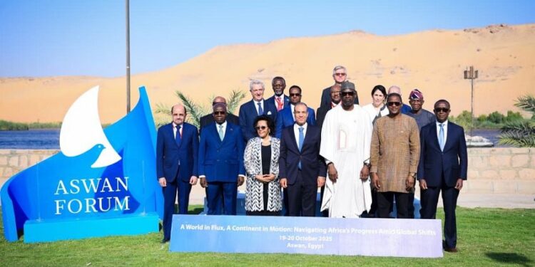 وزير الخارجية يشارك في منتدى أسوان للسلم والتنمية المستدامة