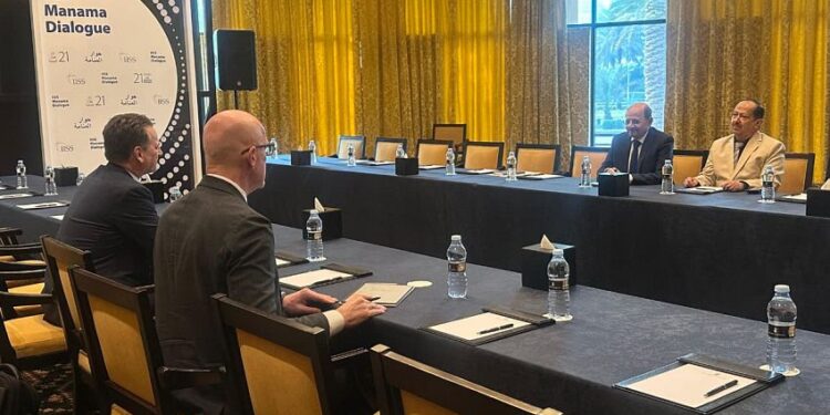 وزير الخارجية يلتقي المدير العام للجنة الدولية للصليب الأحمر