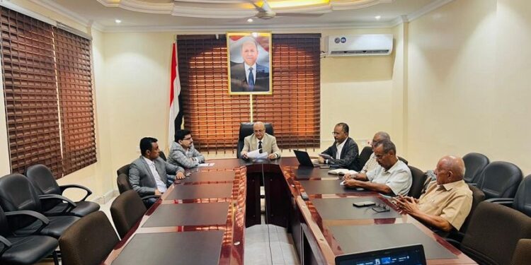 الشرجبي يجتمع مع مجموعة تنسيق المانحين لقطاع المياه