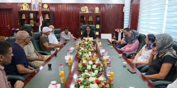 محافظ المهرة يشيد بانشطة منظمة “هامر فوروم” الطبية الألمانية