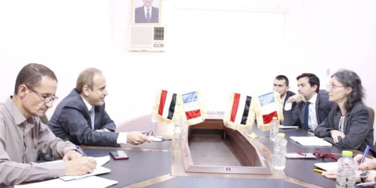 الوصابي يبحث مع السفيرة الفرنسية تفعيل مراكز اللغة الفرنسية