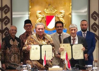 اليمن وإندونيسيا توقعان مذكرة تفاهم لتعزيز التعاون التجاري والاستثماري