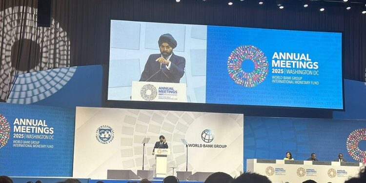 باذيب والمعيفي يشاركان في الجلسة العامة لاجتماعات البنك وصندوق النقد الدوليين