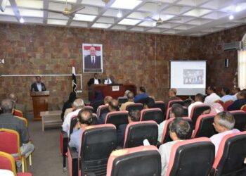 محافظ تعز يؤكد :عازمون على تحقيق التوظيف الأمثل لما لدينا من موارد ذاتية ومتاحة