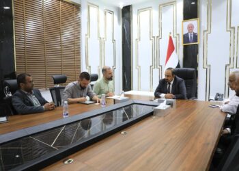 محافظ حضرموت يشيد بجهود المعهد الأوروبي للسلام