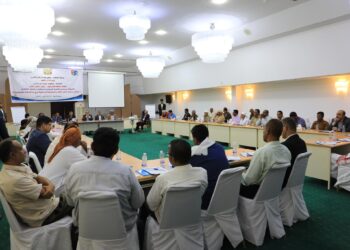 تدشين  ورشة استراتيجية بالمكلا لتمكين السلطة المحلية وتعزيز اللامركزية