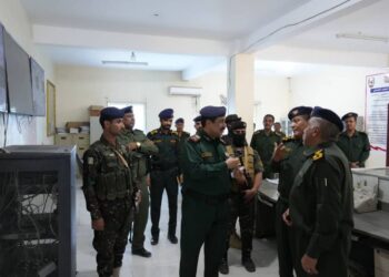 وزير الداخلية  يدشن نظام الاتصالات للقيادة والسيطرة بساحل حضرموت