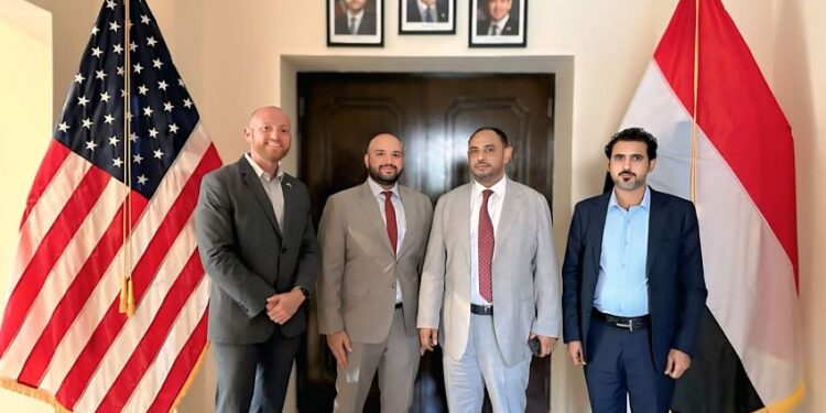 وكيل مصلحة الهجرة يبحث مع الملحقين السياسي والامني  الامريكيين تعزيز التعاون المشترك
