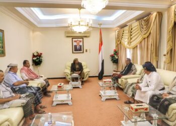 محافظ حضرموت يصل سيئون ويناقش الأوضاع الخدمية والأمنية