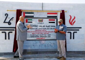 طارق صالح يفتتح المرحلة الأولى من طريق الشيخ محمد بن زايد بالمخا