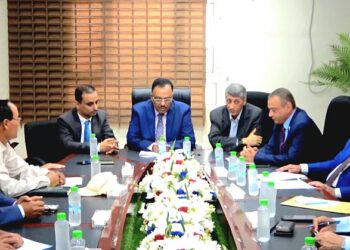 اجتماع في عدن يناقش إجراءات وآلية تنظيم وتمويل الواردات