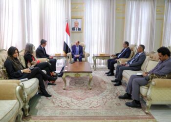 رئيس الوزراء يستعرض مع المدير الاقليمي للبنك الدولي أولويات الحكومة