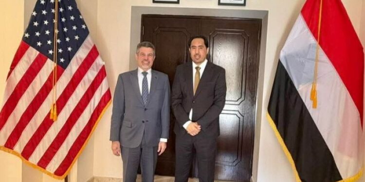البكري ومحافظ المهره يبحثان مع السفير الأمريكي   دعم التعاون المشترك