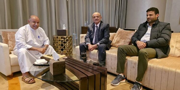 الخنبشي يؤكد أهمية الدور المحوري للبنك المركزي والبنوك الوطنية