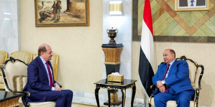 الخنبشي  يناقش مع الزنداني ملامح المرحلة القادمة وجهود تطبيع الحياة وتعزيز الاستقرار