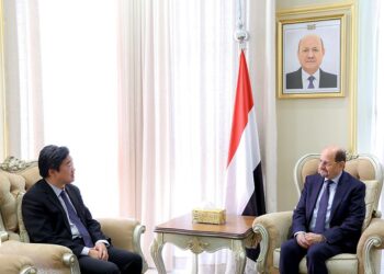 رئيس الوزراء  يبحث مع القائم بالاعمال الصيني والسفيره البريطانيه  الاوضاع في اليمن