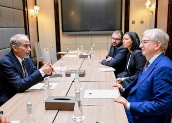 الصبيحي  يبحث مع سفيري المانيا وفرنسا اليات دعم اليمن