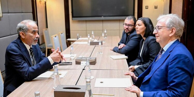 الصبيحي  يبحث مع سفيري المانيا وفرنسا اليات دعم اليمن