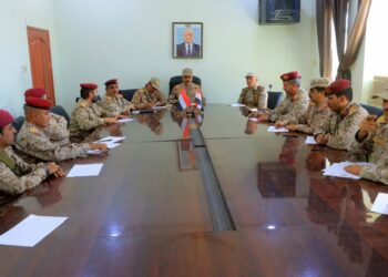 اجتماع عسكري  يقر إجراءات مشددة لتأمين الطريق الدولية والمنشآت الحيوية