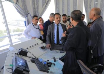 العامري يطّلع على جهود إعادة تشغيل مطار سيئون الدولي