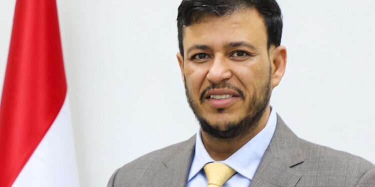 عبد الله العليمي يشكر السعوديه لجهودها بتطبيع الأوضاع في حضرموت وشبوة والمهرة