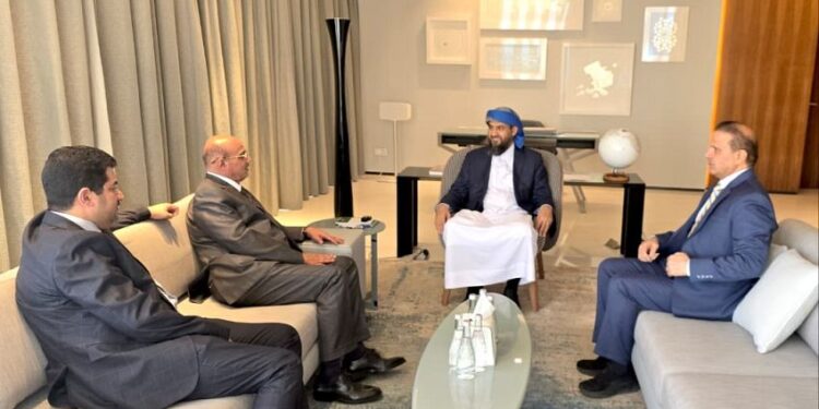 المحرّمي يناقش مع محافظ البنك المركزي مستجدات الأوضاع الاقتصادية واستقرار العملة