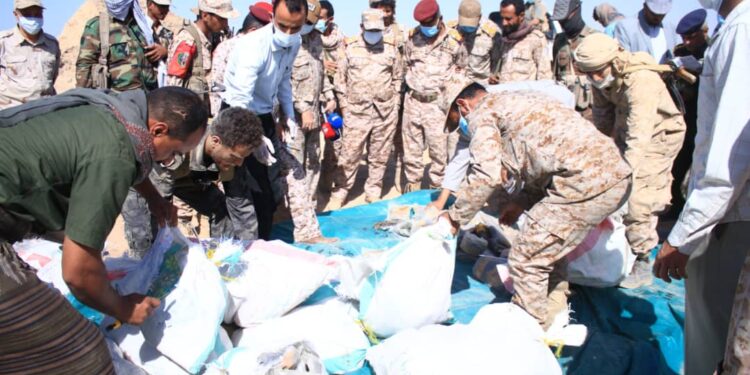 نيابة المنطقة العسكرية الثالثة تُتلف أكثر من 300 كجم من الحشيش