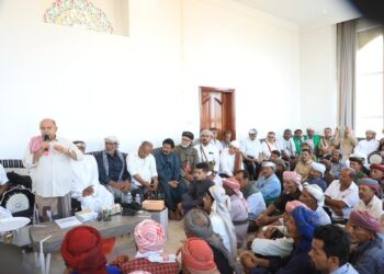 محافظ حضرموت يناقش مع قبائل سيبان مساندة جهود تعزيز مسار الاستقرار والتنمية