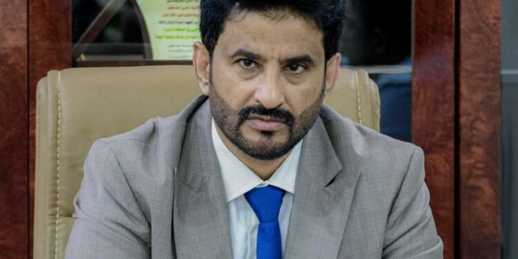 نائب وزير النقل يعلن إضافة رحلة جوية رابعة بين عدن والرياض