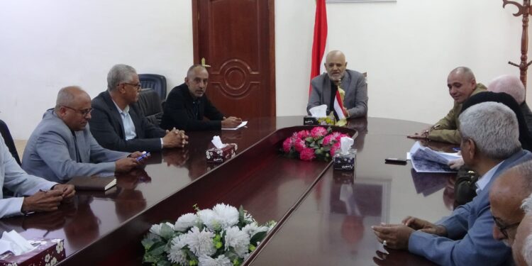 شمسان يشدد على وحدة الصف لأبناء تعز  .