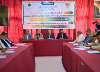 محافظ تعز يؤكد أهمية تنمية الموارد الزكوية وتعزيز آليات التحصيل